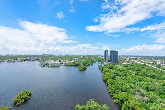 17111 Biscayne Blvd PH2, North Miami Beach, FL 33160