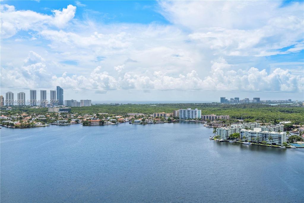 17111 Biscayne Blvd PH2, North Miami Beach, FL 33160