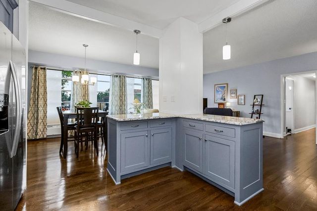 333 W Meyer Boulevard 215, Kansas City, MO 64113