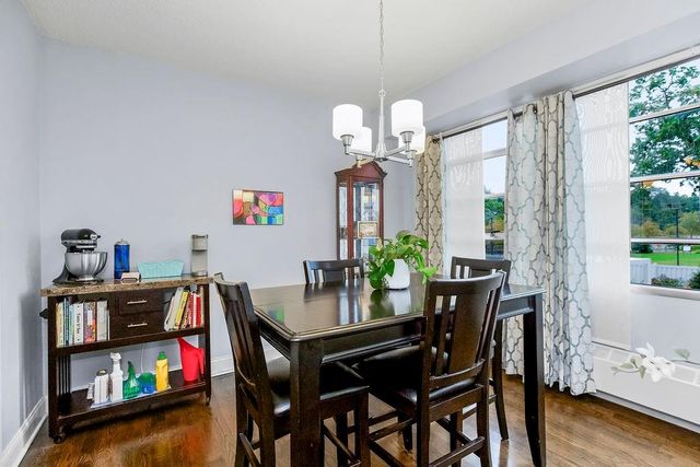 333 W Meyer Boulevard 215, Kansas City, MO 64113