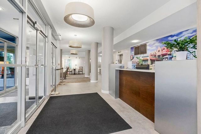 333 W Meyer Boulevard 215, Kansas City, MO 64113