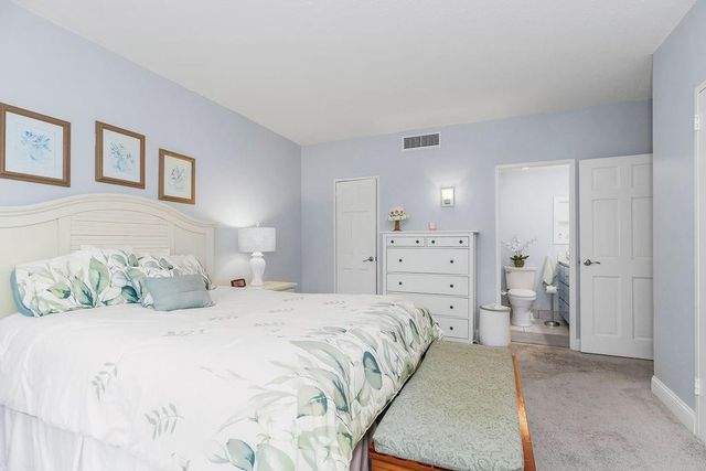 333 W Meyer Boulevard 215, Kansas City, MO 64113