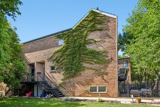 1618 N Burling Street A, Chicago, IL 60614