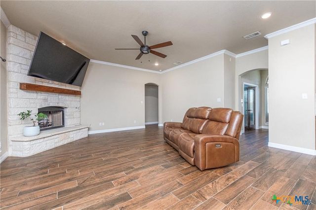 4003 Fossil Ridge Drive, Nolanville, TX 76559