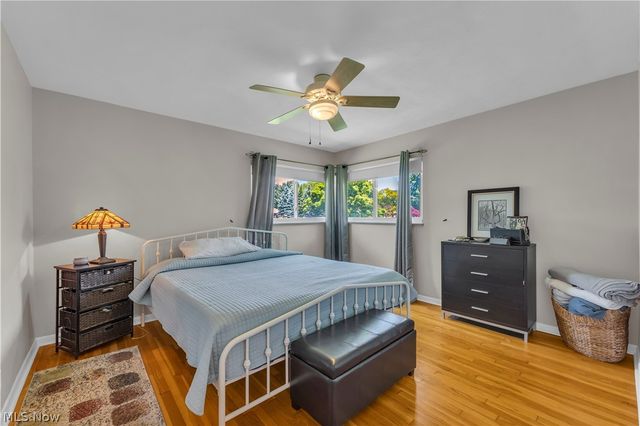 364 Cherry Lane, Seven Hills, OH 44131
