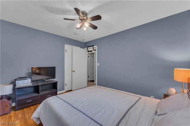 364 Cherry Lane, Seven Hills, OH 44131