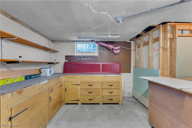 364 Cherry Lane, Seven Hills, OH 44131
