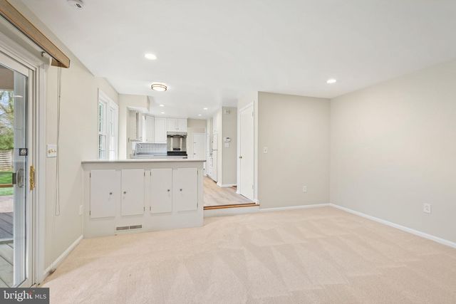 8524 ATWELL RD, Potomac, MD 20854