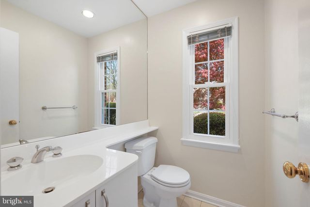 8524 ATWELL RD, Potomac, MD 20854