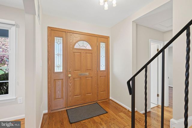 8524 ATWELL RD, Potomac, MD 20854