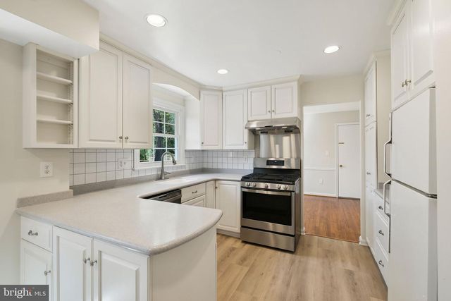 8524 ATWELL RD, Potomac, MD 20854