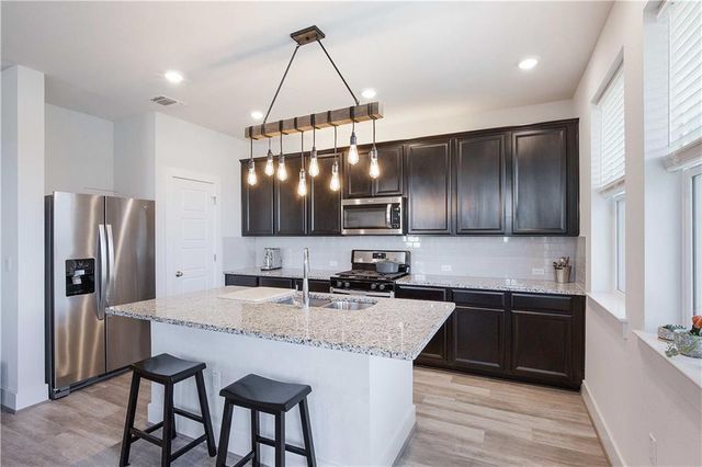 7500 Burnham PL, Austin, TX 78744