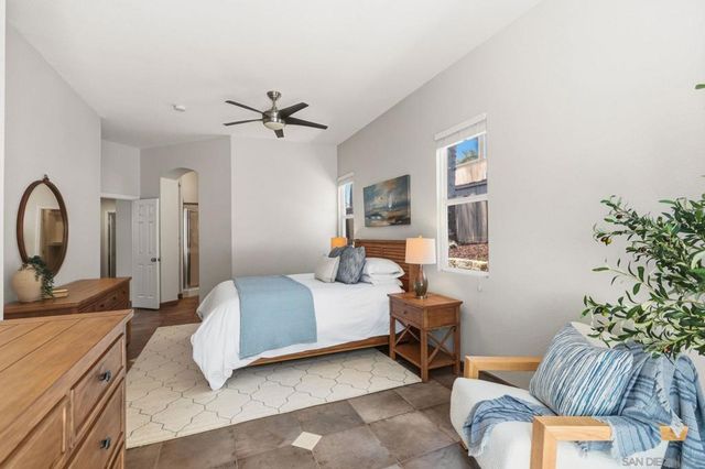 6108 Paseo Valiente, Carlsbad, CA 92009
