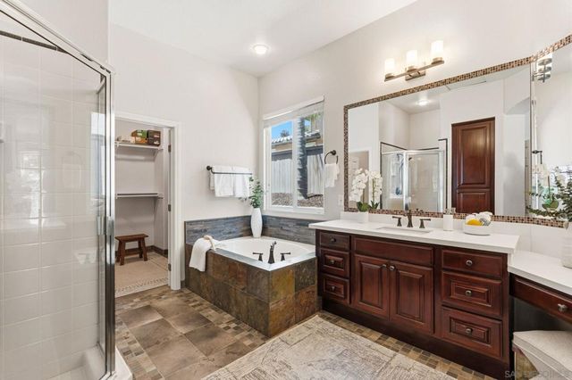 6108 Paseo Valiente, Carlsbad, CA 92009