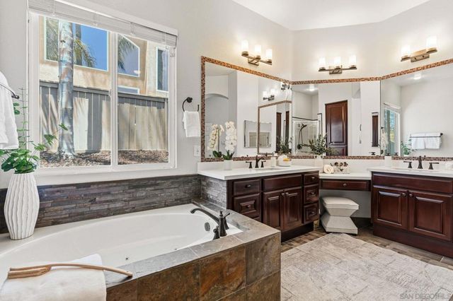 6108 Paseo Valiente, Carlsbad, CA 92009