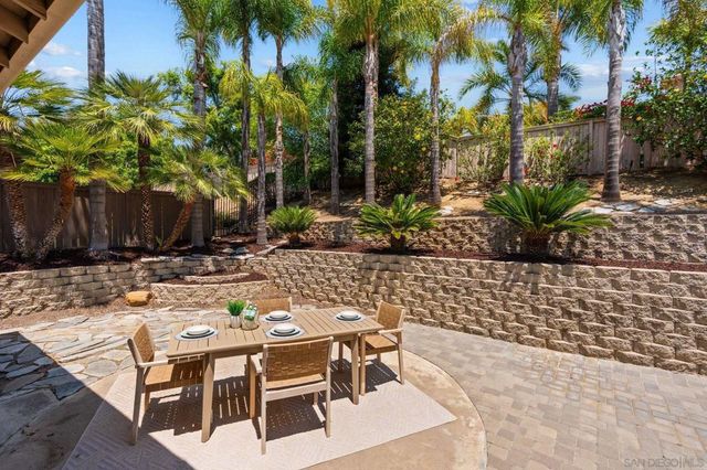 6108 Paseo Valiente, Carlsbad, CA 92009