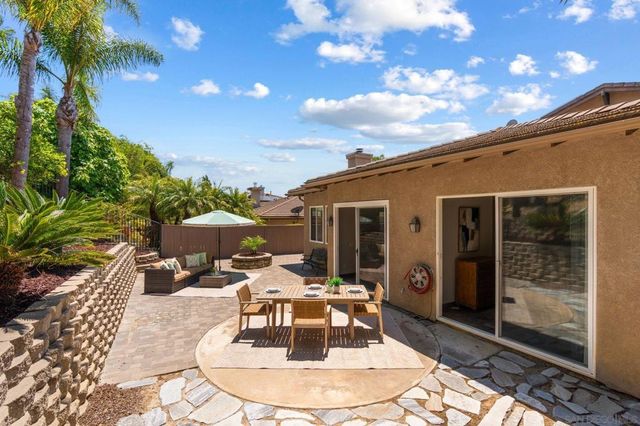 6108 Paseo Valiente, Carlsbad, CA 92009