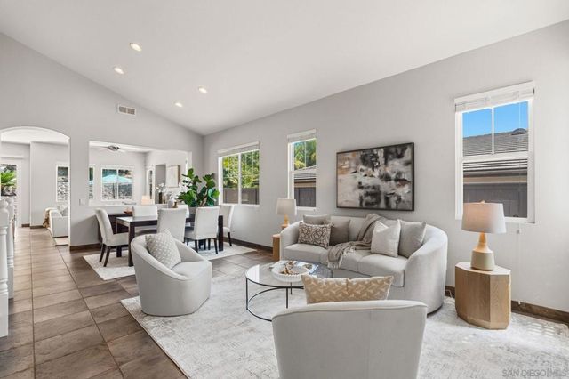 6108 Paseo Valiente, Carlsbad, CA 92009