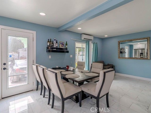 1130 W Chestnut, Santa Ana, CA 92703