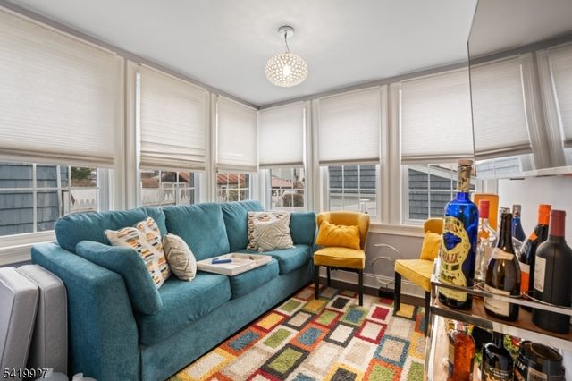 886 Degraw Ave, Newark City, NJ 07104