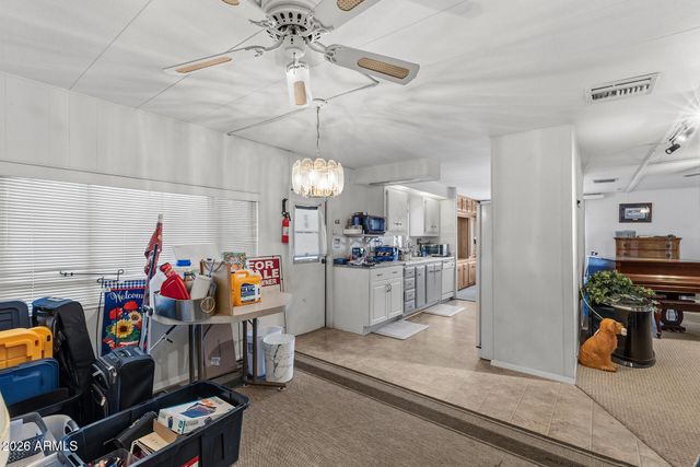 300 S VAL VISTA Drive 72, Mesa, AZ 85204