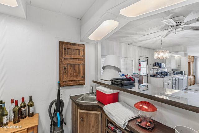 300 S VAL VISTA Drive 72, Mesa, AZ 85204