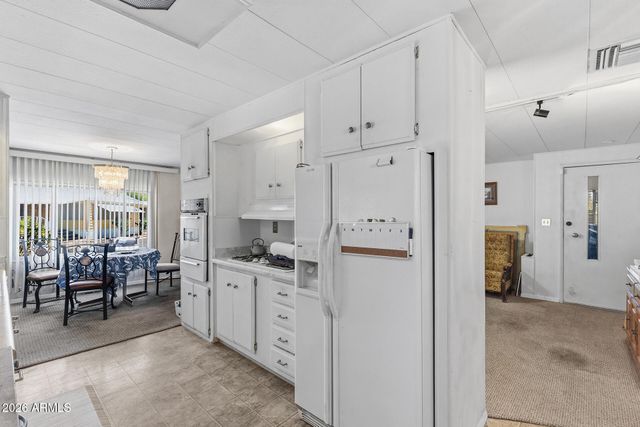 300 S VAL VISTA Drive 72, Mesa, AZ 85204