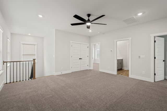 332 Springbrook Blvd, White House, TN 37188