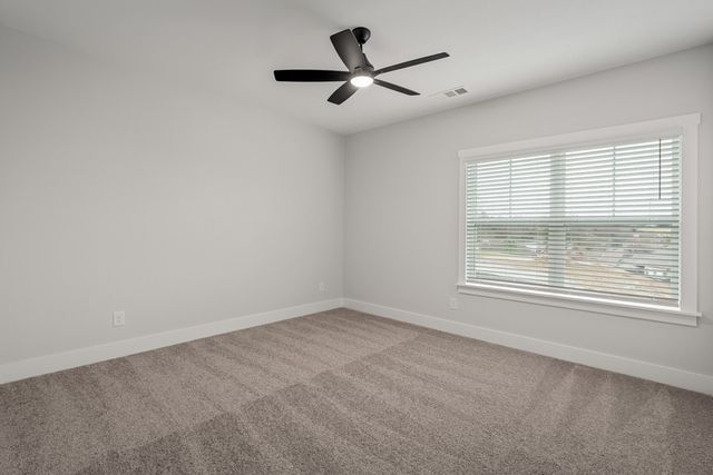 332 Springbrook Blvd, White House, TN 37188