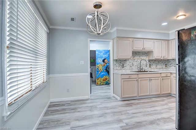 2412 Pine Tree WAY, Suffolk, VA 23434