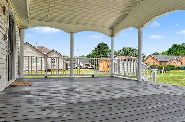 2412 Pine Tree WAY, Suffolk, VA 23434