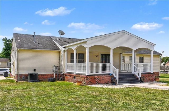 2412 Pine Tree WAY, Suffolk, VA 23434