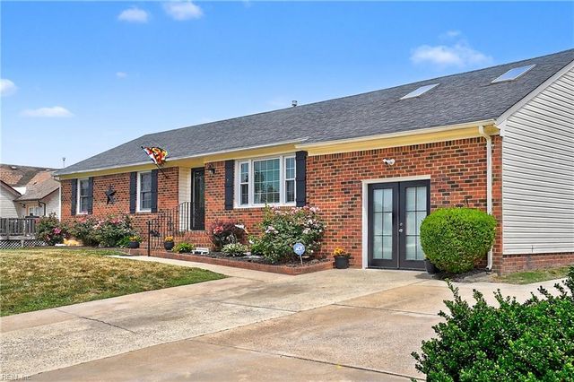 2412 Pine Tree WAY, Suffolk, VA 23434