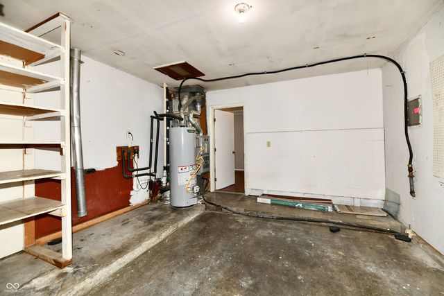 581 Northgate Drive, Greenwood, IN 46143