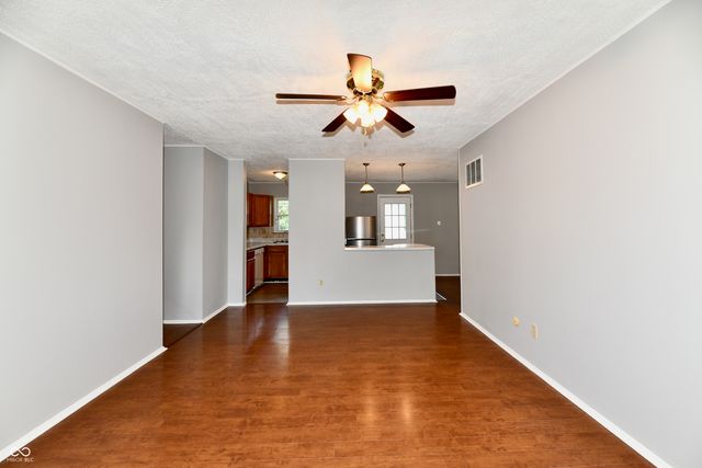 581 Northgate Drive, Greenwood, IN 46143