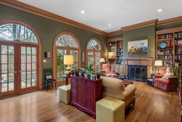 4792 WHITEHALL CV, Memphis, TN 38117