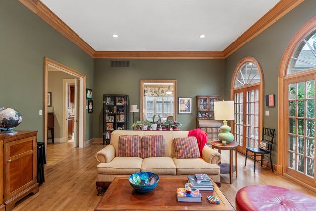 4792 WHITEHALL CV, Memphis, TN 38117