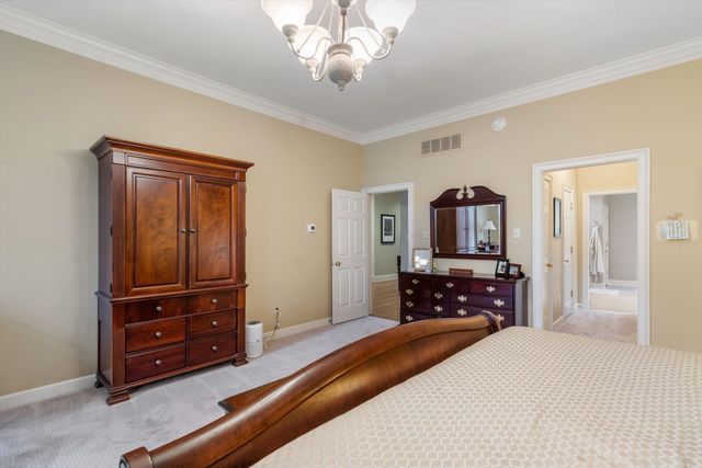 4792 WHITEHALL CV, Memphis, TN 38117