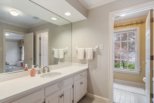 4792 WHITEHALL CV, Memphis, TN 38117