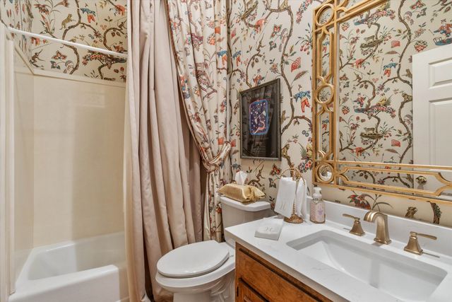 4792 WHITEHALL CV, Memphis, TN 38117