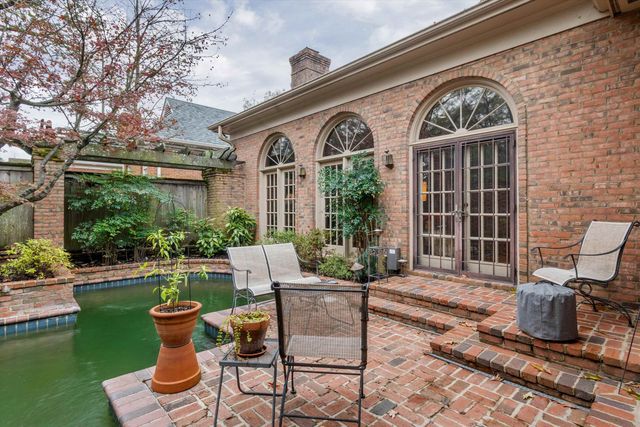 4792 WHITEHALL CV, Memphis, TN 38117