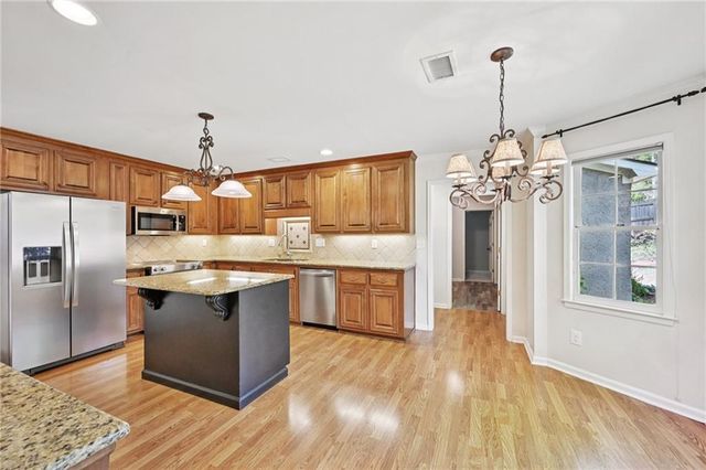 3002 Creekside Way, Marietta, GA 30066