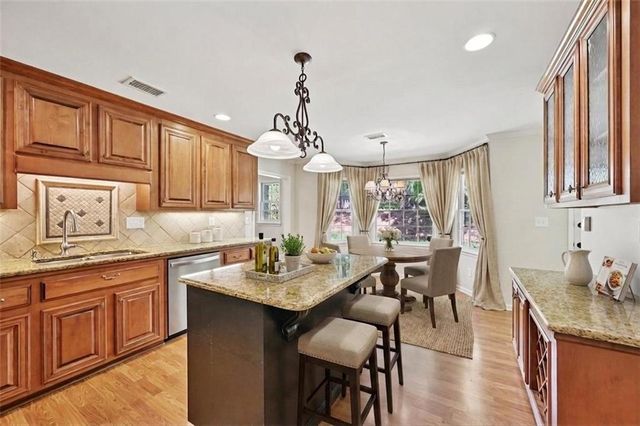 3002 Creekside Way, Marietta, GA 30066