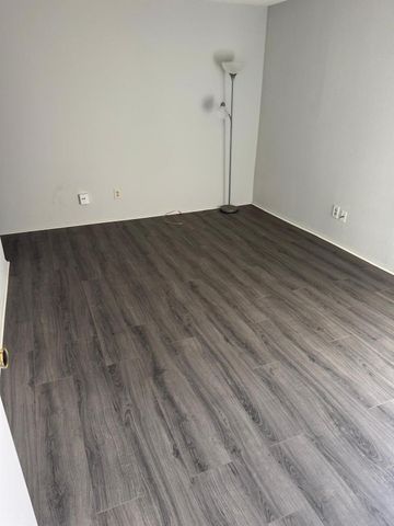 10603 S Wilcrest Drive 35, Houston, TX 77099