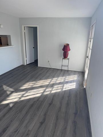 10603 S Wilcrest Drive 35, Houston, TX 77099