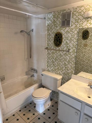 10603 S Wilcrest Drive 35, Houston, TX 77099