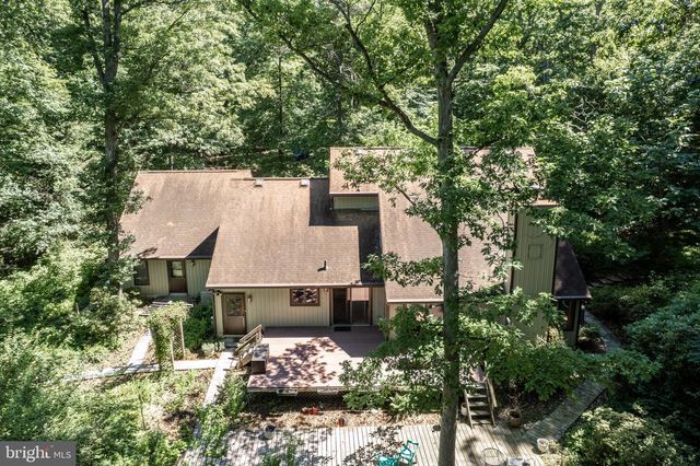 1919 GRAVEL DR, Hampstead, MD 21074