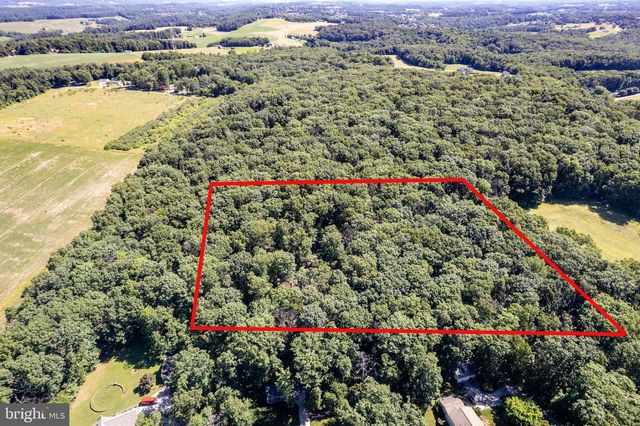 1919 GRAVEL DR, Hampstead, MD 21074