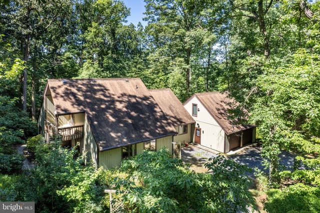 1919 GRAVEL DR, Hampstead, MD 21074