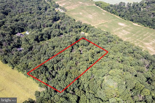 1919 GRAVEL DR, Hampstead, MD 21074